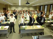 団結ガンバロー