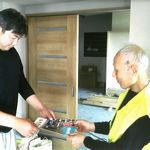 パンフレットで組合を説明