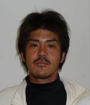 幹事　加藤久也