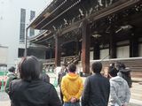 &nbsp;昨年度は修復工事中の東本願寺を見学