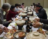 無言の大格闘スタート