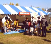 長い列ができるほどの人気ぶり