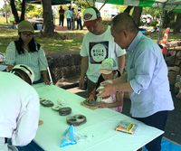 さぁー鍋敷き作り頑張るぞ