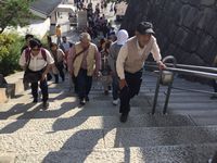 さぁ、お城に登るぞ