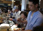 バイキングは長蛇の列