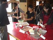 モクモクと作業しています