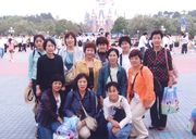 シンデレラ城の前にて