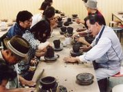 真剣な表情の参加者