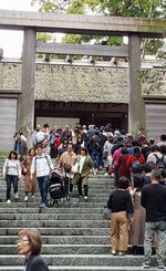 すごい人混みです