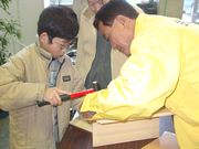 真剣な眼差しのちびっ子