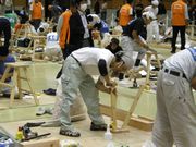 最終確認をする濱口さん